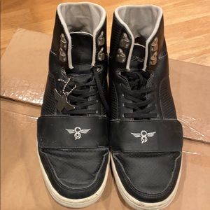 Creative Recreational Cesario High top shoes